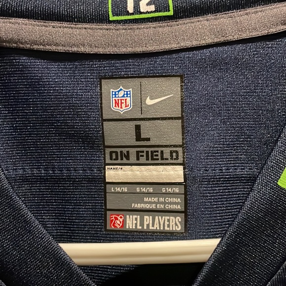 Children’s Large, NFL Seahawks Jersey, Russel Wilson #3, Like New - Picture 3 of 4